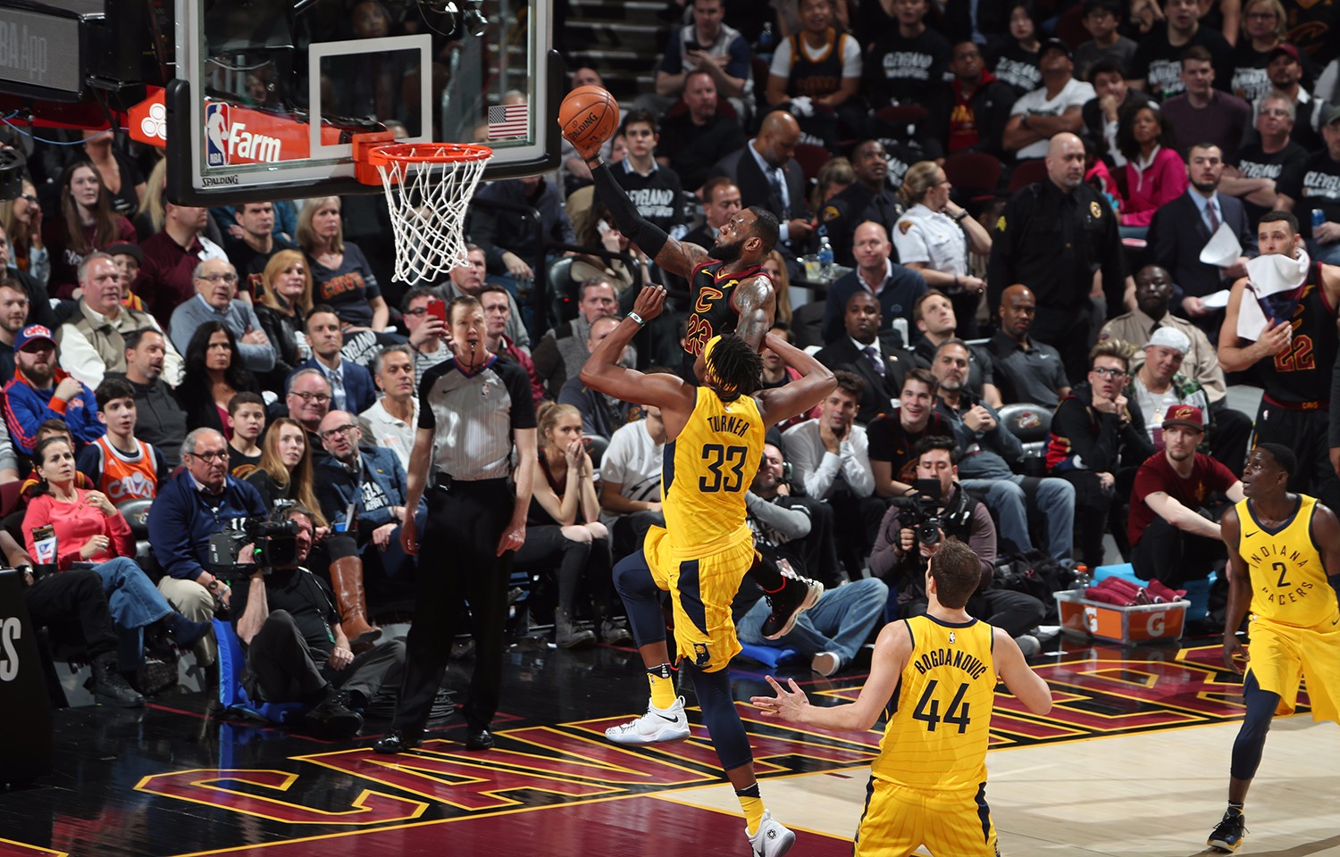 NBA季后赛激战连连，场场都是绝对精彩